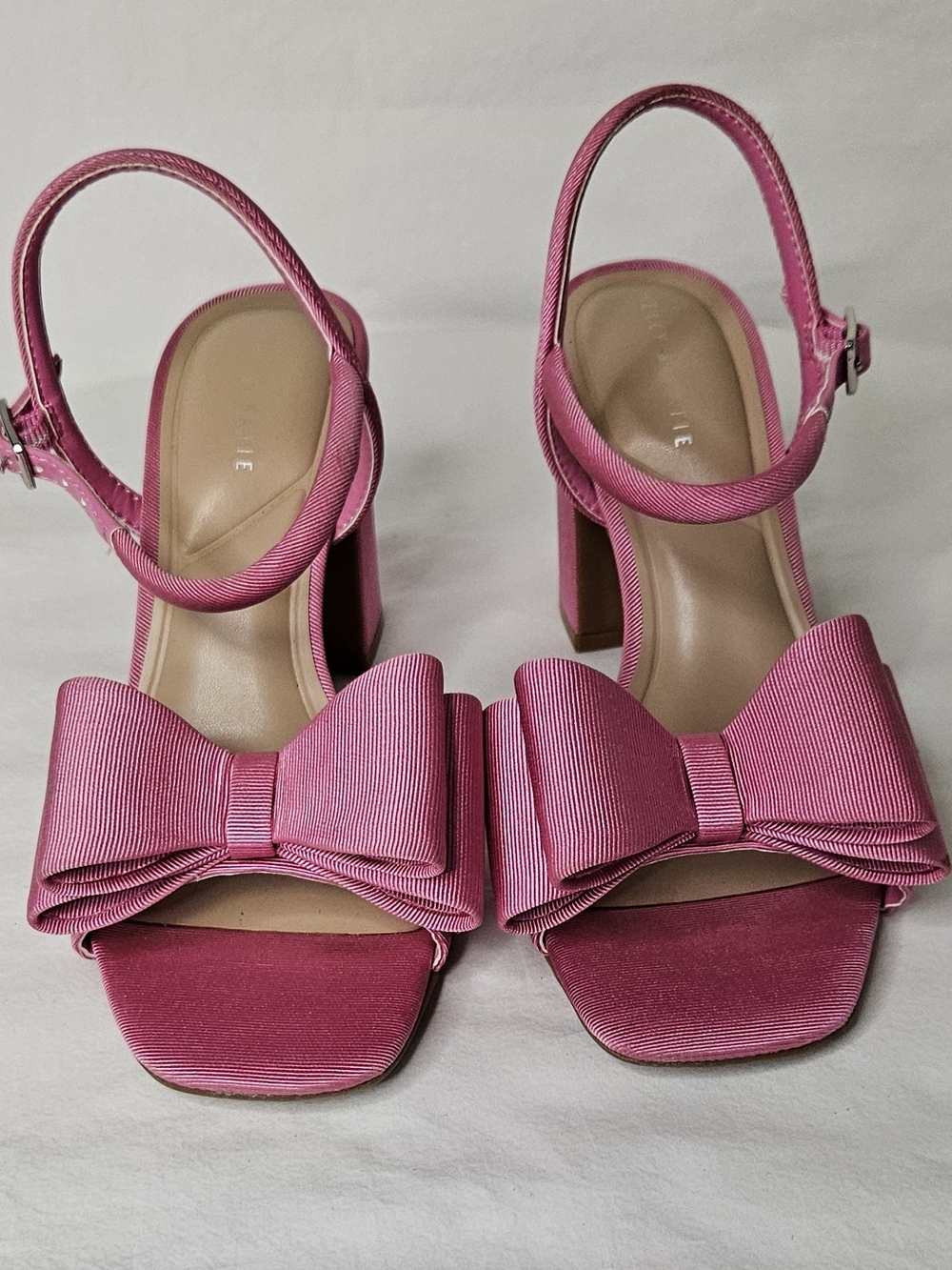 Kelly & Katie Hot Pink Ribbon Strap Heels. Size 7